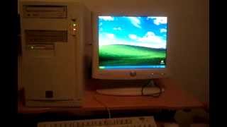 Windows XP On Dual Pentium Pro 200 MHz [upl. by Aieken]