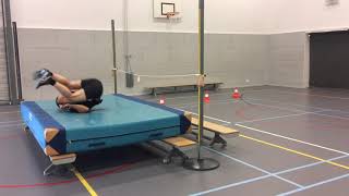 Gymles Atletiek 4 Hoogspringen 2 Fosbury Flop [upl. by Adnovaj794]