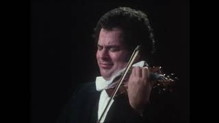 Beethoven Violin Concerto in D major Op 61 • Itzhak Perlman 1981 [upl. by Inimak]