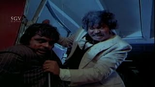 Ambarish super attack on Vajramuni and Prabhakar  Best Scenes of Kannada Movies [upl. by Martie]