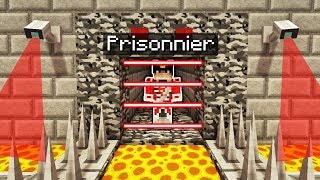 COMMENT SÉVADER DE PRISON DANS MINECRAFT [upl. by Sueddaht959]