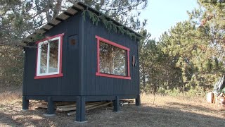 Simple off grid Cabin that anyone can build amp afford [upl. by Burns900]