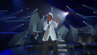 KNaan  Wavin Flag feat Drake Justin Bieber amp Nikki Yanofsky 2010 Juno Awards Live 720p HD [upl. by Labana177]