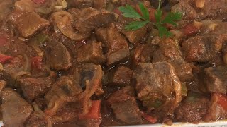 Hígado de cerdo en salsa  receta tradicional fácil y rápida [upl. by Aihk]