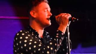 Tom Chaplin Keane  The Show Must Go On by Queen  Tunbridge Wells Forum December 17th 2015 [upl. by Ijies]