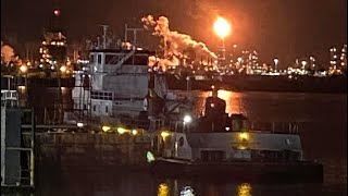 My night working on the Mississippi River Tugboats and Barges [upl. by Olbap725]