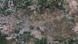 Citra Satelit Proses likuifaksi Desa Petobo Palu PrayForPalu [upl. by Scheider165]