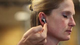 How to Use an Earbud [upl. by Kelley]