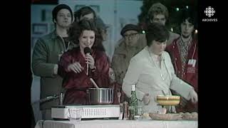 Faire une fondue au fromage en 1980 [upl. by Anaerdna]