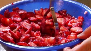 Pomonas Pectin quotHow To Make LowSugar Strawberry Jamquot [upl. by Anallij]