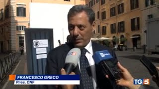 TG5 quotPortare il carcere nella Costituzionequot [upl. by Peers]