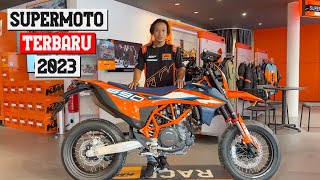 KTM SUPERMOTO SMC R 690 2023 [upl. by Trebeh]