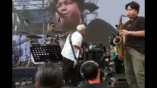 STANE LATUMAHINA  BARRY LIKUMAHUWA  Jakarta Street Jazz Festival 03 [upl. by Melinda927]