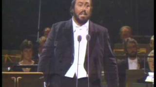 Pavarotti Questa o quella [upl. by Abott340]