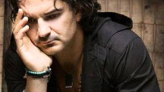 quot18 motivos pa dejartequot Quien  Ricardo Arjona [upl. by Brause]