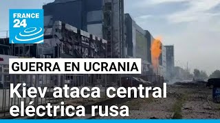 Ucrania lanza ataque dirigido a centrales eléctricas y una refinería de petróleo en Rusia [upl. by Shulem]