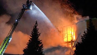 METERHOHE FLAMMEN Großbrand bei Raiffeisen Gebäude in Greven  Über 100 EinsatzkräfteOTöne uvm [upl. by Inesita]