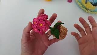 Primrose crochet flower making PART 1 AI dubbing [upl. by Zebada]