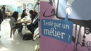 Chômage les seniors cherchentdes jobs dété  2703 [upl. by Mylan]