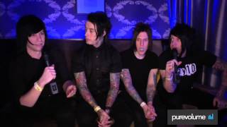 Falling In Reverse  Heat Camaraderie Or Lack Thereof amp Survival Tips [upl. by Elyr]