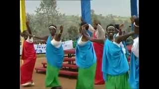 Women dancers welcome President Kagame to Nyaruguru [upl. by Adeys440]