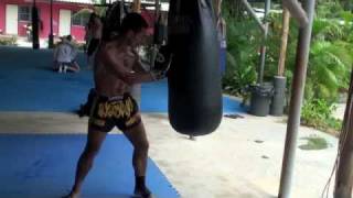 Bag workout demonstration with Kru Yod [upl. by Max355]