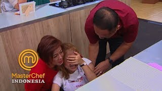 MASTERCHEF INDONESIA  Kejutan Spesial Dari Keluarga  Gallery 12  21 April 2019 [upl. by Enawd791]