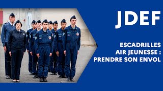 Escadrilles Air Jeunesse  prendre son envol JDEF [upl. by Stephi80]