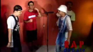 RAP BATTLE Krazykyle vs Loonie topic SINONG MAS GWAPO [upl. by Ailerua842]