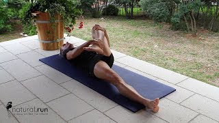 Stretching per la corsa il gluteo ed il piriforme [upl. by Ahsyia]