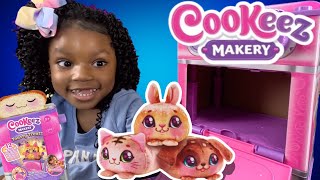 COOKEEZ MAKERY amp TOASTY TReATS Plush Bakery [upl. by Siseneg]