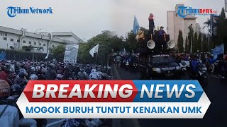 🔴BREAKING NEWS Aksi Mogok Nasional Buruh Tuntut Kenaikan UMK Sebesar 15 Persen di Sejumlah Daerah [upl. by Hilda]