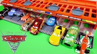 CARS 2 World Grand Prix 10 Car Race Launcher Hot Wheels Toys Disney Pixar Cars Carrying Case [upl. by Morocco187]