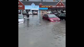 CANADA Mississauga  Severe thunderstorms and heavy rain cause flooding and closures [upl. by Elvyn]