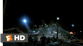 Cloverfield 29 Movie CLIP  Brooklyn Bridge Collapse 2008 HD [upl. by Flita]