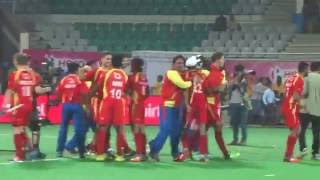 Winning Save by TYLER Lovell 2015 Ranchi Rays CHAMPIONS Hockey India League [upl. by Ranitta]