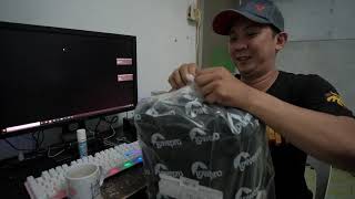 Lowepro Fastpack BP 250 AW III Quick unboxing and Review [upl. by Myrilla]