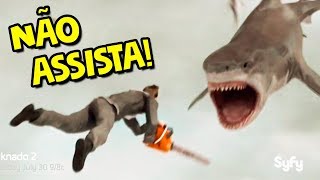 NÃO ASSISTA ESSE FILME  SHARKNADO 2 [upl. by Aiuqes]