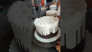 cake cakedesign cakes cakeideas cakedecorating केक सजावटी [upl. by Ardnuaet]