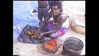 Video 20 Louise Dyes Pandanus Leaves for Weaving Baskets and Mats [upl. by Ariadne]