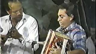 Elberto quotEl Debequot Lopez El Siniestro de Ovejas Festival Vallenato Rey de Reyes 1987 [upl. by Notrem]