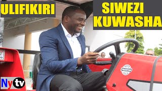 ULIFIKIRI MTUNZA HAZINA MKUU HAWEZI KUENDESHA TRACTOR ONA SASA HUYOOOOO [upl. by Sibell936]