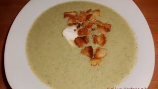 Brokkolisuppe mit selbstgemachten Croutons  Sallys Welt [upl. by Atilamrac]