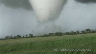 Beautiful Manitoba F3 Tornado Is a Behemoth l 6232007 HD [upl. by Bondie252]