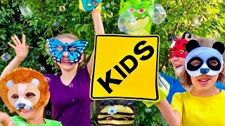 Learn English Words Animal Bubbles with Sign Post Kids [upl. by Gnaoh455]