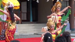 Indonesias Bali Dance Festival in KANSAI2 [upl. by Pfaff24]