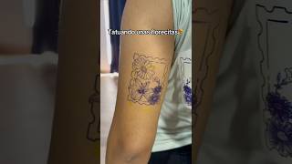 Tatuaje de flores💐 tattoo tatuajes tattooideas tattooartist ideasdetatuaje tatuadora [upl. by Inaej]