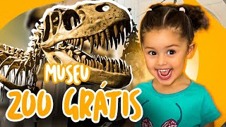 MUSEU ZOO COM DINOSSAUROS COMO A LAURINHA REAGIU [upl. by Aened585]