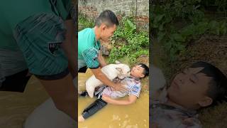 The Dog rescued the boy from drowning dog lovedog pet [upl. by Mosier]