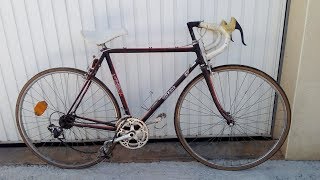 Remettre en route un vieux vélo vintage [upl. by Ennahteb484]